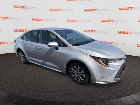 Used 2022 Toyota Corolla LE FWD image 7