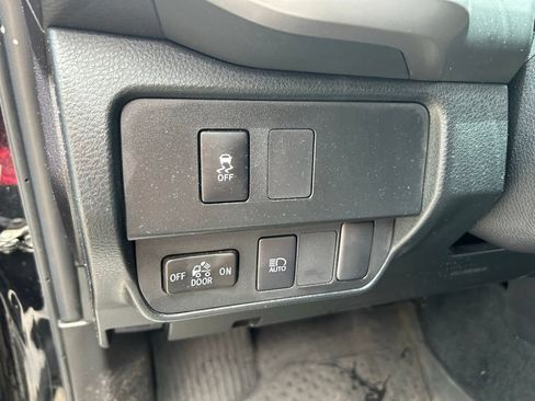Used 2023 Toyota Tacoma SR5 RWD image 19