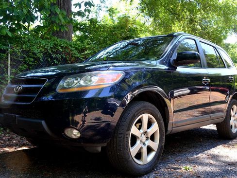Used 2009 Hyundai Santa Fe SE AWD/4WD image 2