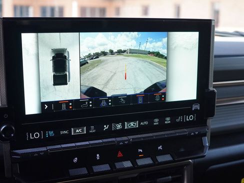 New 2025 GMC Hummer EV 2X w/ LPO, Dark Essentials Package image 25