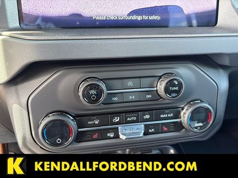 Used 2025 Ford Bronco Big Bend AWD/4WD image 17