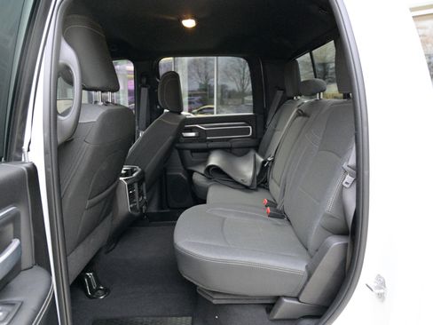 Used 2022 RAM 2500 Big Horn w/ Level C Equiment Group image 37