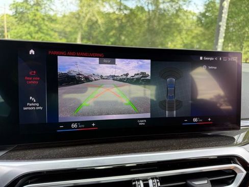 Used 2023 BMW 330e xDrive 330e xDrive w/ Premium Package image 32