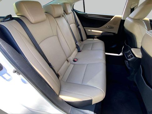 Used 2020 Lexus ES 350 w/ Premium Package FWD image 19