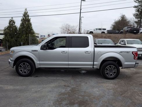 Used 2017 Ford F150 XLT w/ Equipment Group 302A Luxury image 5