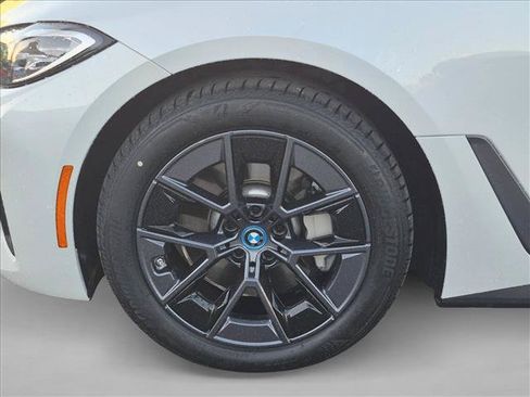 Used 2023 BMW i4 eDrive40 w/ Premium Package RWD image 24