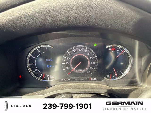 Used 2019 Cadillac Escalade Luxury RWD image 15