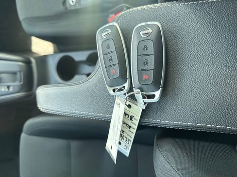 Used 2025 Nissan Kicks Play S FWD image 28