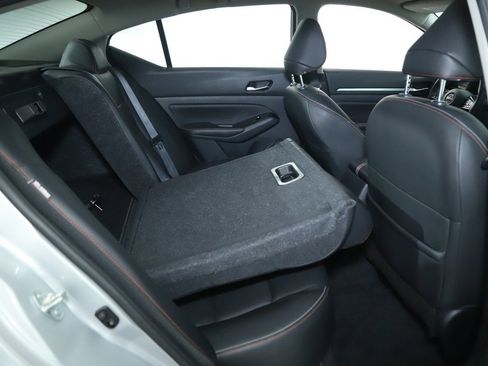 Used 2024 Nissan Altima 2.5 SR w/ SR Premium Package image 37