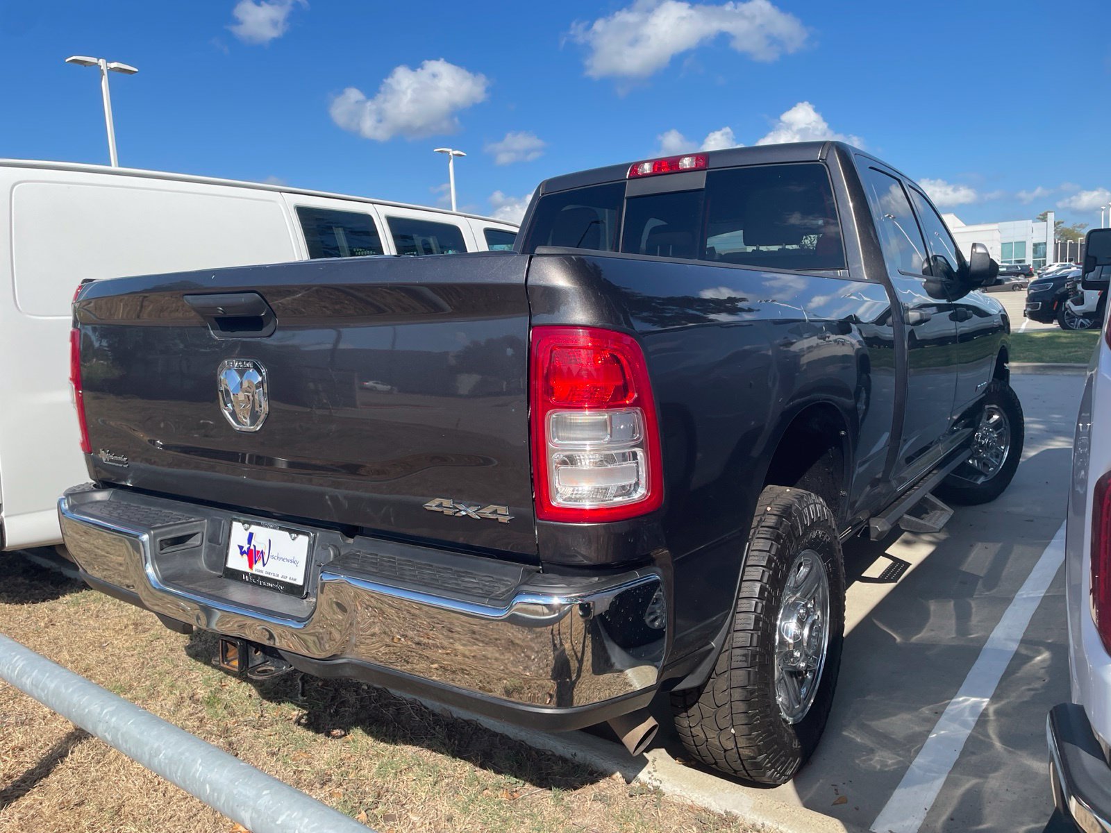 Used 2022 RAM 2500 Tradesman AWD/4WD image 4