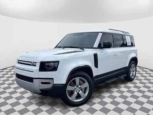 New 2025 Land Rover Defender 110 S image 1