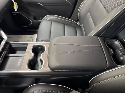 New 2026 GMC Acadia Denali w/ Super Cruise Package image 36