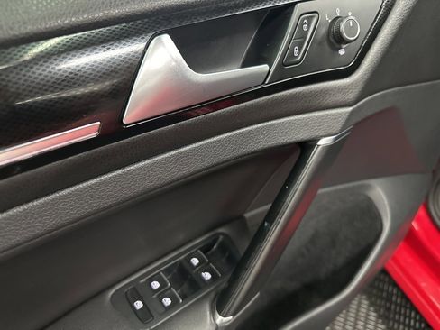Used 2017 Volkswagen Golf SEL image 18