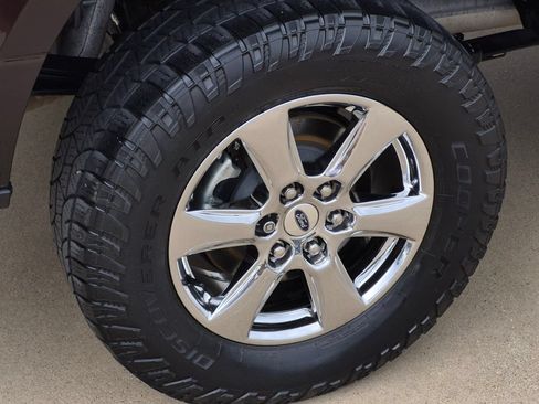 Used 2019 Ford F150 XLT w/ Equipment Group 302A Luxury AWD/4WD image 7