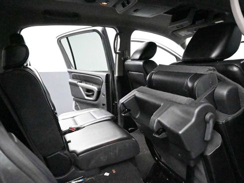Used 2015 Nissan Armada SL AWD/4WD image 39