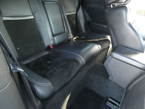 Used 2014 Dodge Challenger R/T image 32