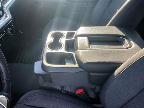 Used 2024 Chevrolet Silverado 2500 LT image 15