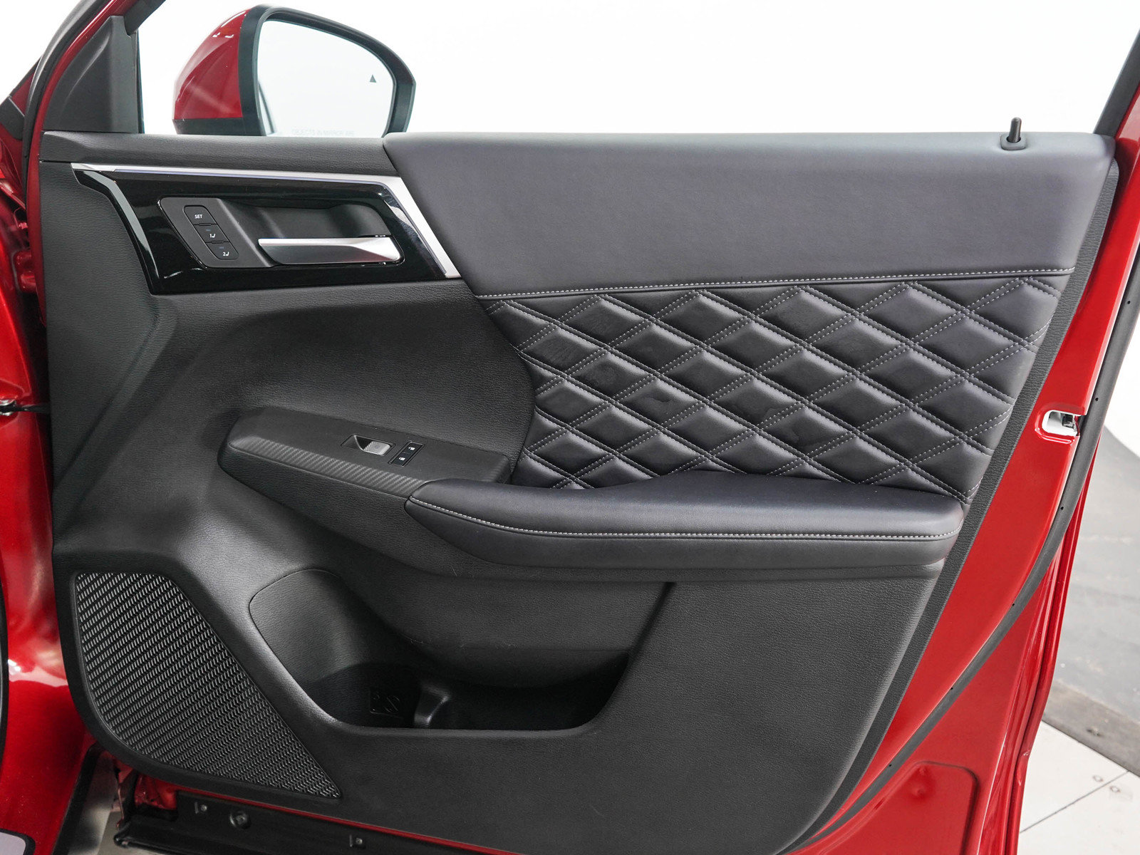 Used 2025 Mitsubishi Outlander SEL AWD/4WD image 12