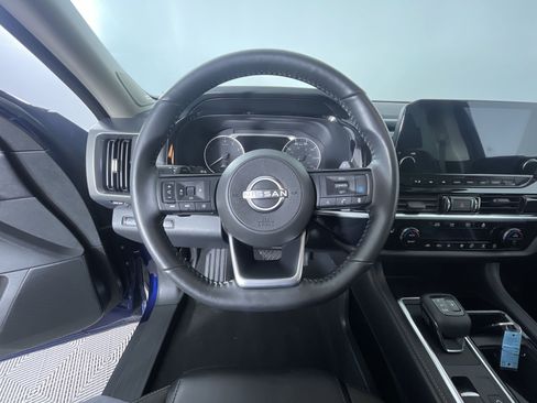 Certified 2023 Nissan Pathfinder SL w/ SL Premium Package image 15