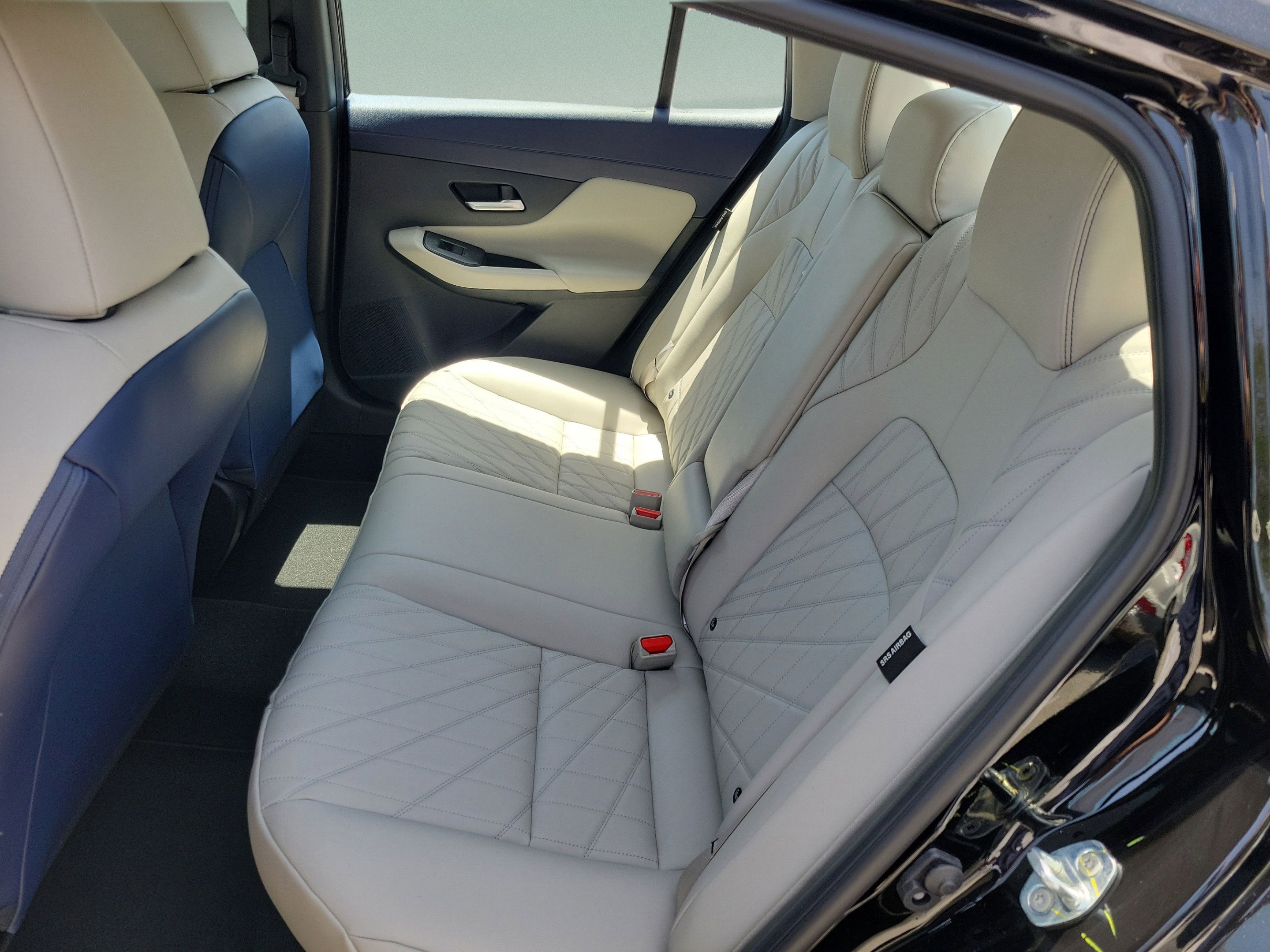 Used 2026 Nissan Sentra SL w/ Floor Mat Package FWD image 11