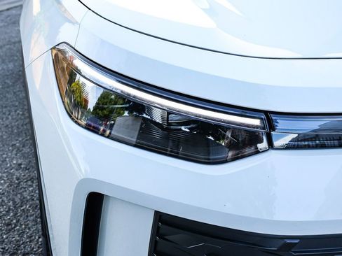 New 2026 Volkswagen Tiguan SE image 14