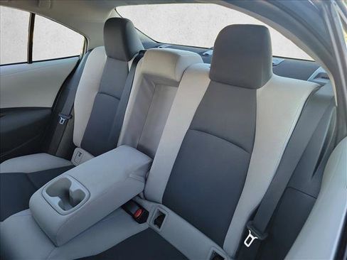 Used 2025 Toyota Corolla LE image 14