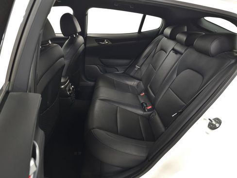 Used 2018 Kia Stinger GT AWD/4WD image 28