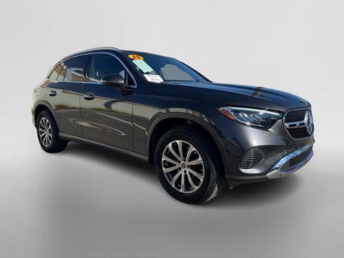 Certified 2025 Mercedes-Benz GLC 300 image 7