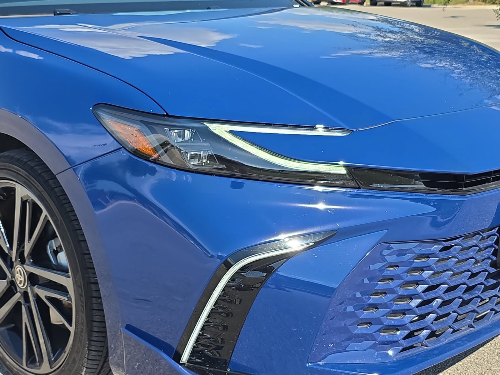 Used 2026 Toyota Camry XSE FWD image 28