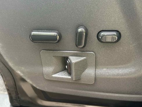 Used 2017 Ford Transit 350 XLT RWD image 35