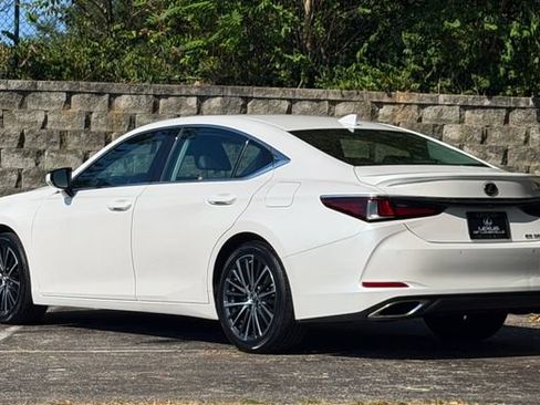 Certified 2023 Lexus ES 350 w/ Premium Package FWD image 11