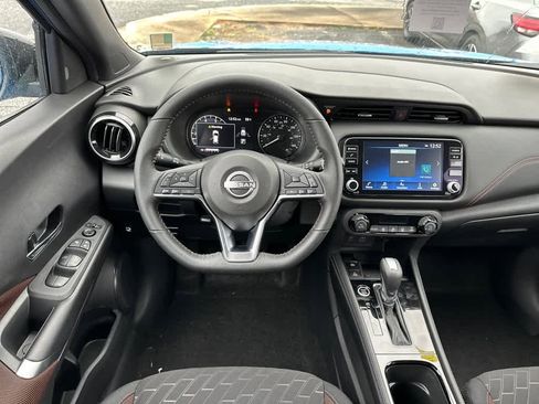 New 2024 Nissan Kicks SR w/ Interior Electronics Package FWD image 7