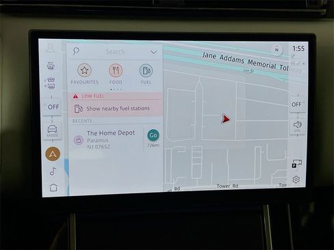 Used 2025 Land Rover Range Rover Velar Dynamic SE image 13