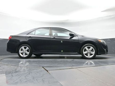 Used 2012 Toyota Camry SE FWD image 27