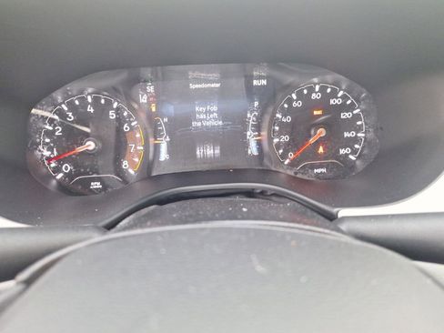 Used 2023 Jeep Compass Limited image 30