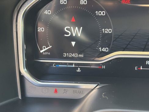 Used 2025 GMC Sierra 1500 AT4 AWD/4WD image 11