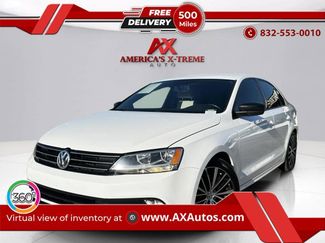 Used 2016 Volkswagen Jetta Sport image 1