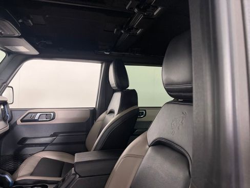 Used 2024 Ford Bronco Wildtrak AWD/4WD image 25