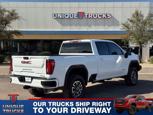 Used 2022 GMC Sierra 2500 AT4 image 5