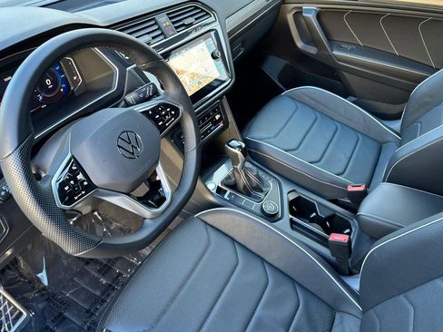 New 2023 Volkswagen Tiguan SEL R-Line image 9