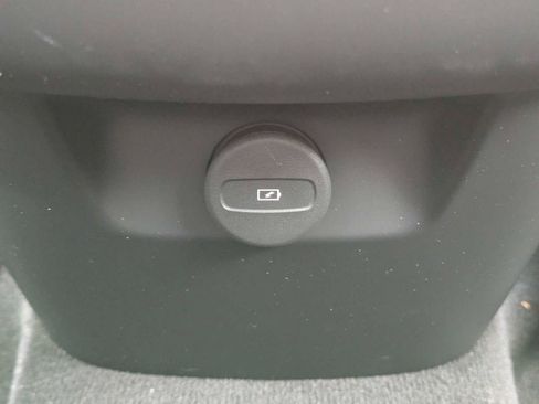 New 2026 Volvo XC90 B5 Core image 20