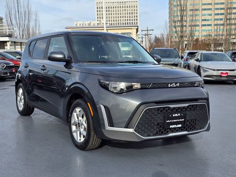 Certified 2023 Kia Soul LX w/ Option Group 015 image 10