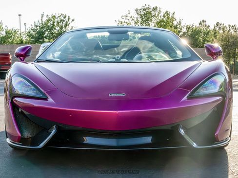 Used 2018 McLaren 570S Spider RWD image 11