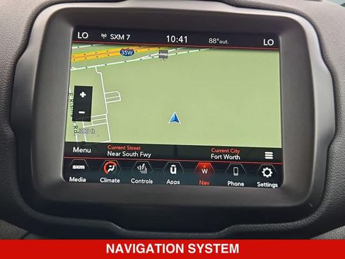 Used 2022 Jeep Renegade Trailhawk AWD/4WD image 27