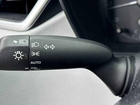 Used 2024 Toyota Corolla SE image 36