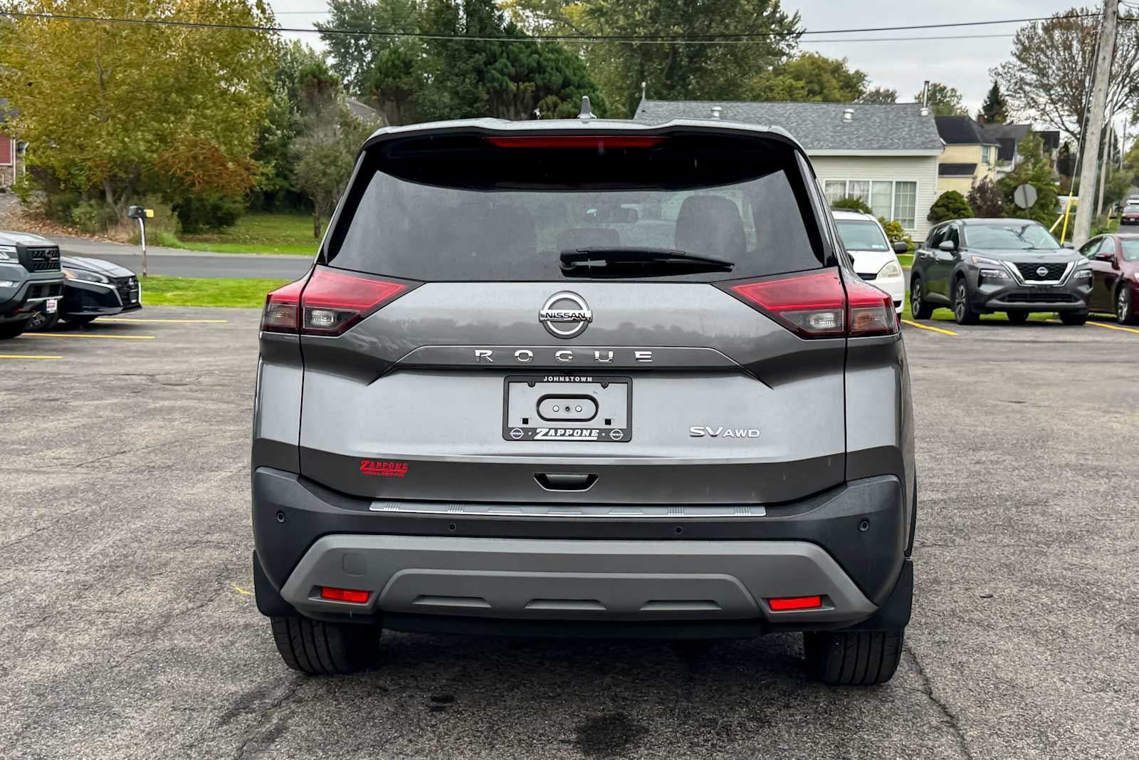Used 2021 Nissan Rogue SV AWD/4WD image 4