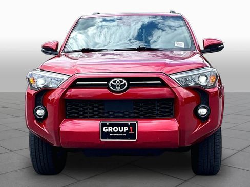Used 2022 Toyota 4Runner SR5 Premium AWD/4WD image 4