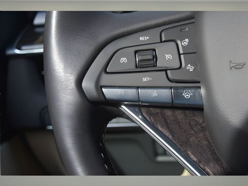 Certified 2023 Cadillac Escalade ESV Premium Luxury image 36