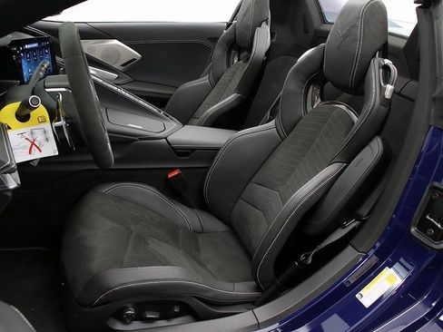 Certified 2025 Chevrolet Corvette Z06 w/ Battery Protection Package image 11