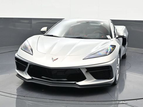 Used 2024 Chevrolet Corvette Stingray Preferred Cpe w/ Z51 Performance Package image 9